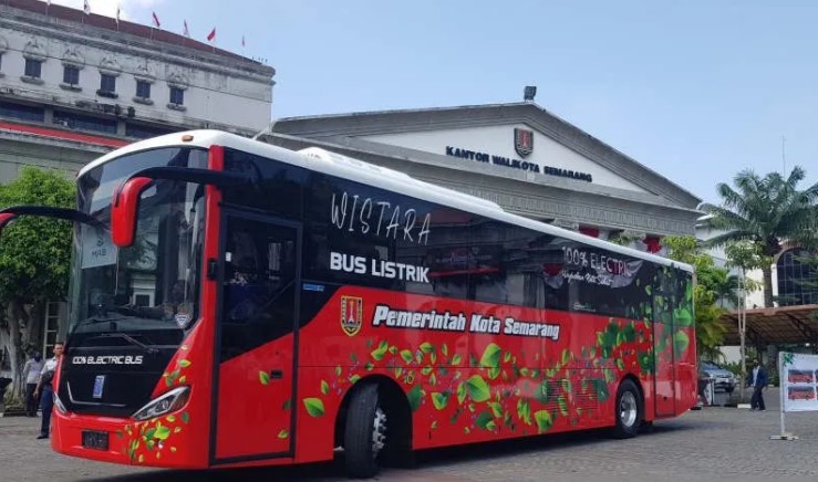 Bus Listrik Wisata : Usung Ramah Lingkungan